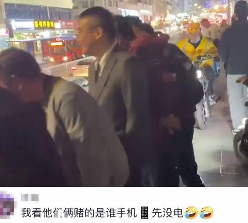 未来男友吃瓜群众,吃瓜群众眼中的甜蜜瓜田